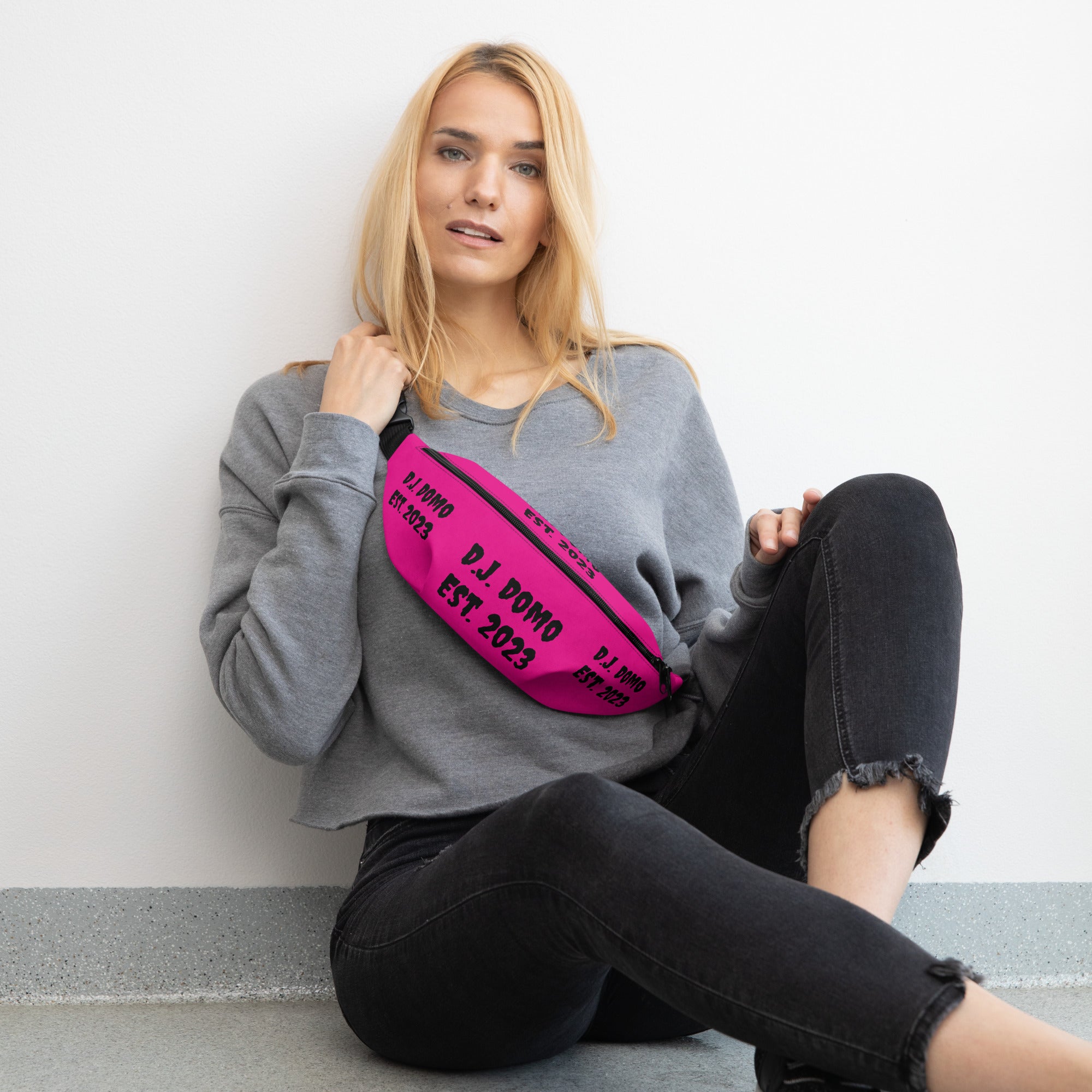 "Est" Fanny Pack Pink/Black