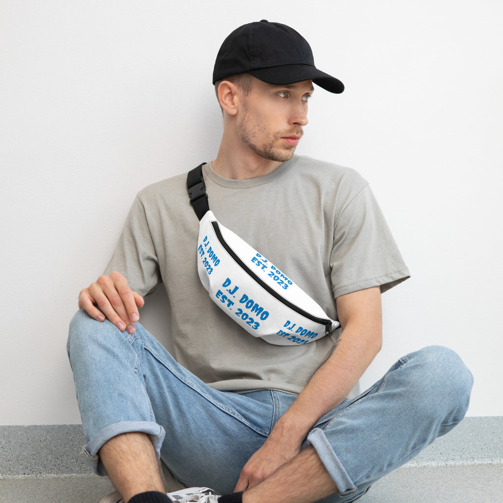 "Est" Fanny Pack White/Light Blue