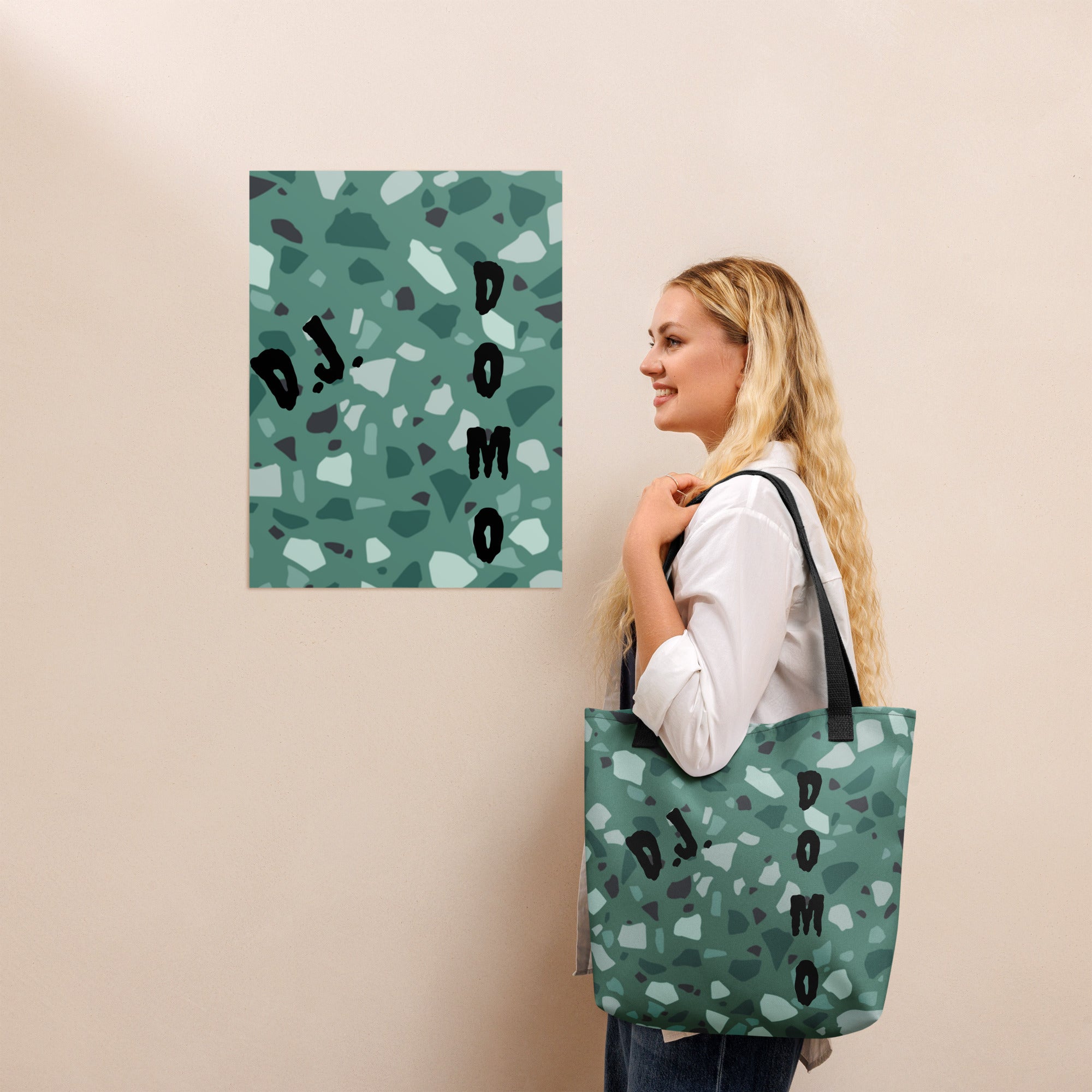 "Green Shapes" Tote Bag