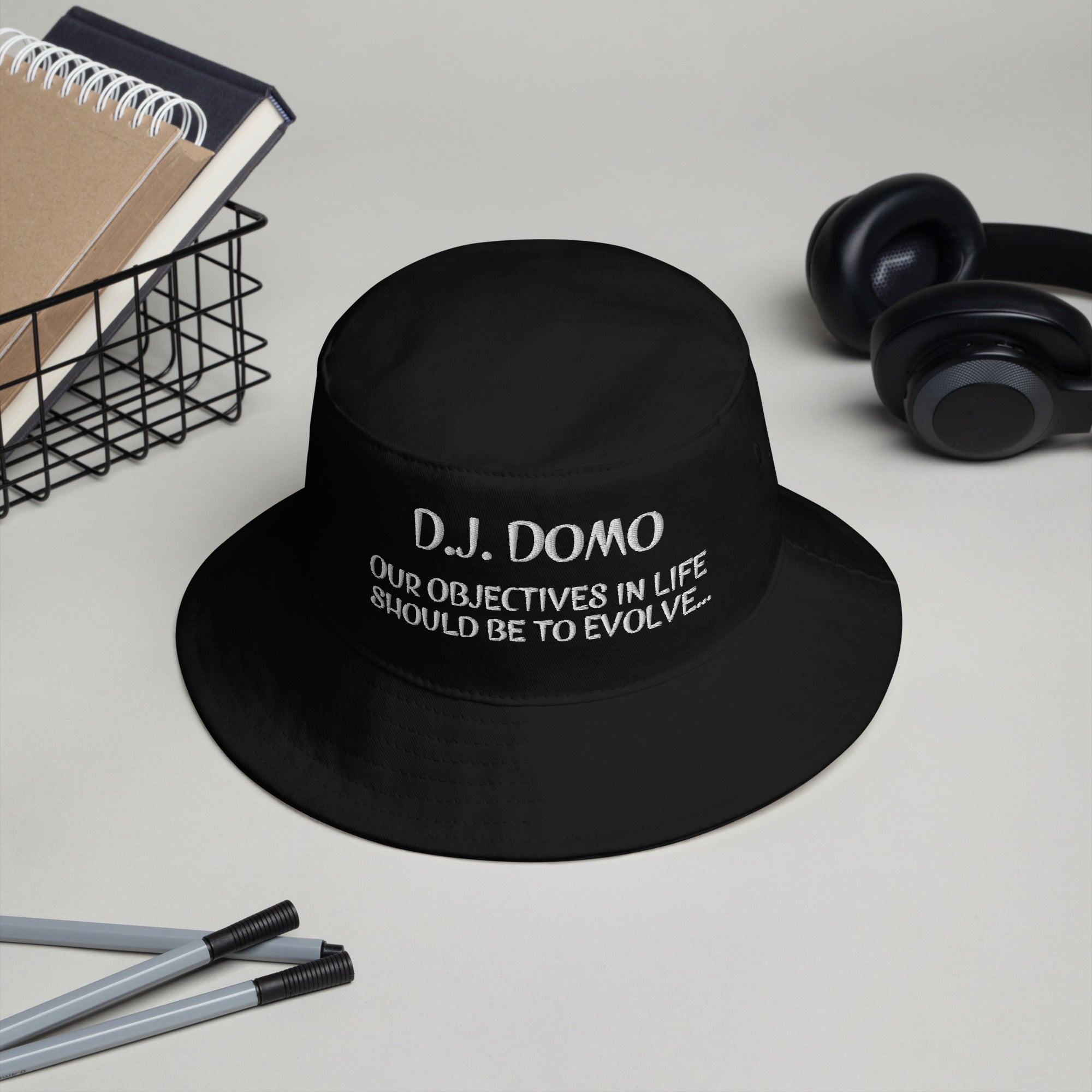 "OBJECTIVE" Bucket Hat Multi Colors/White