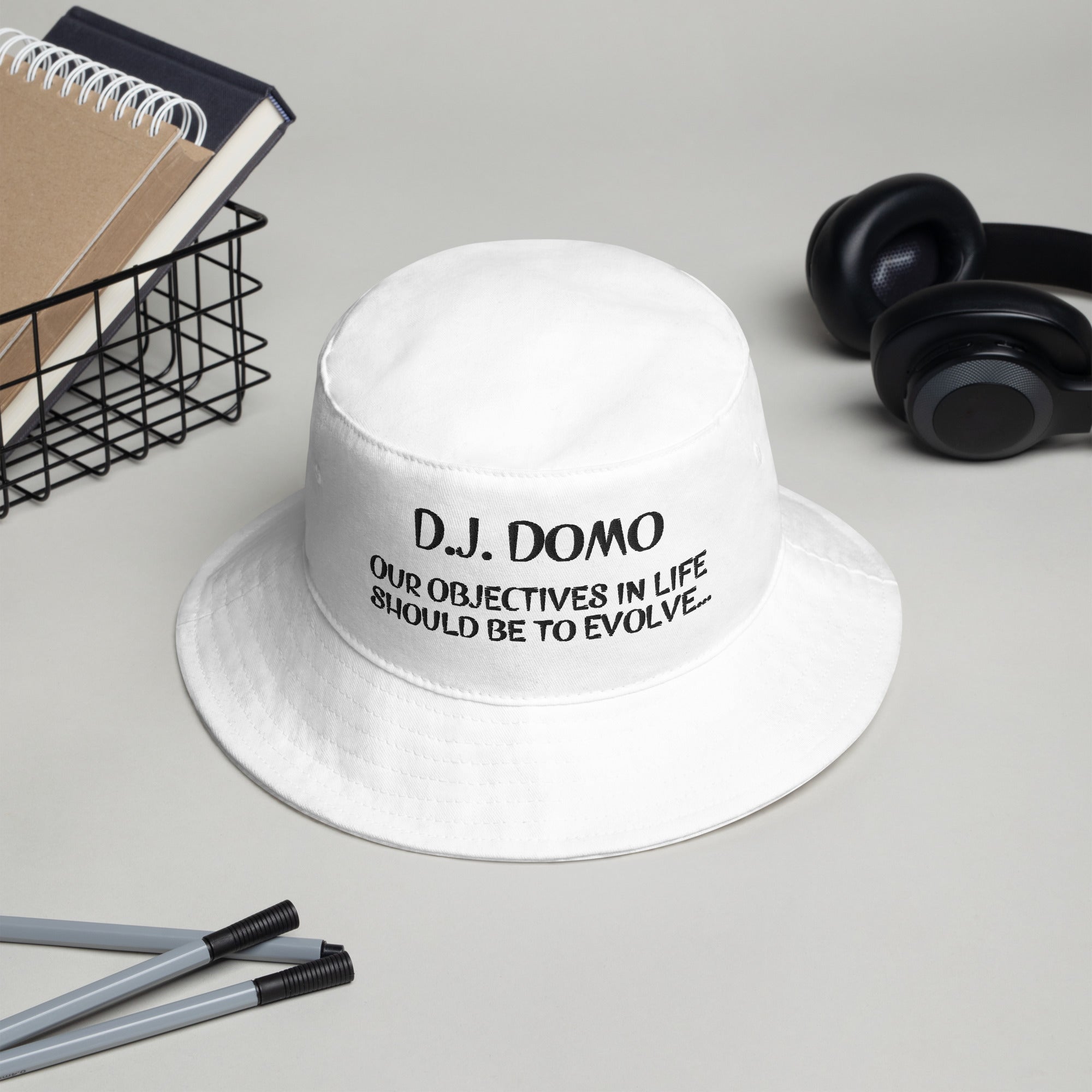 "OBJECTIVE" Bucket Hat Multi Colors/White